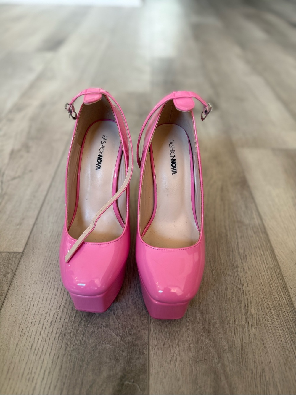 Fashion Nova Standing Tall Pink Patent Platform Pumps Heels Size 7.5
